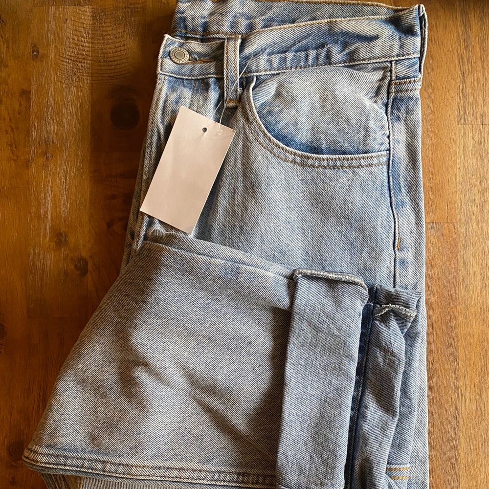 Brandy melville light wash jeans